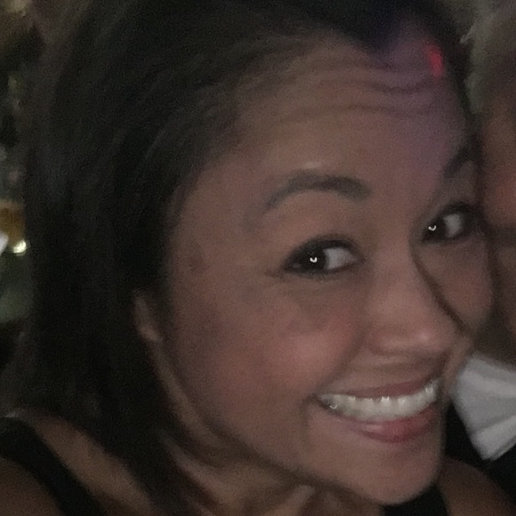 Meet your Posher, Alena - Picture 1 of 1